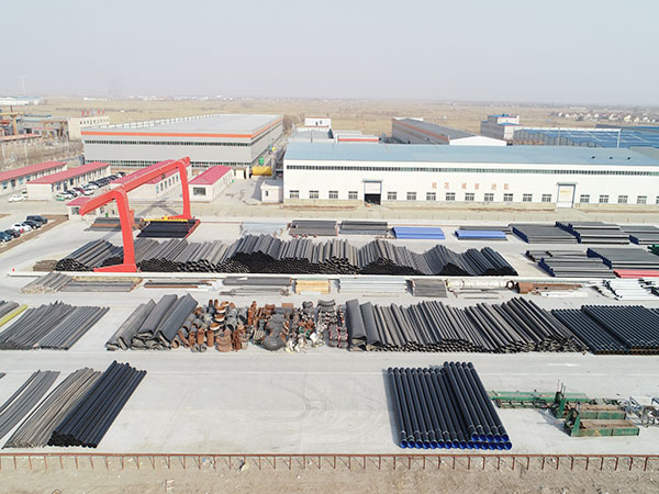 公司廠區(qū)內(nèi)景